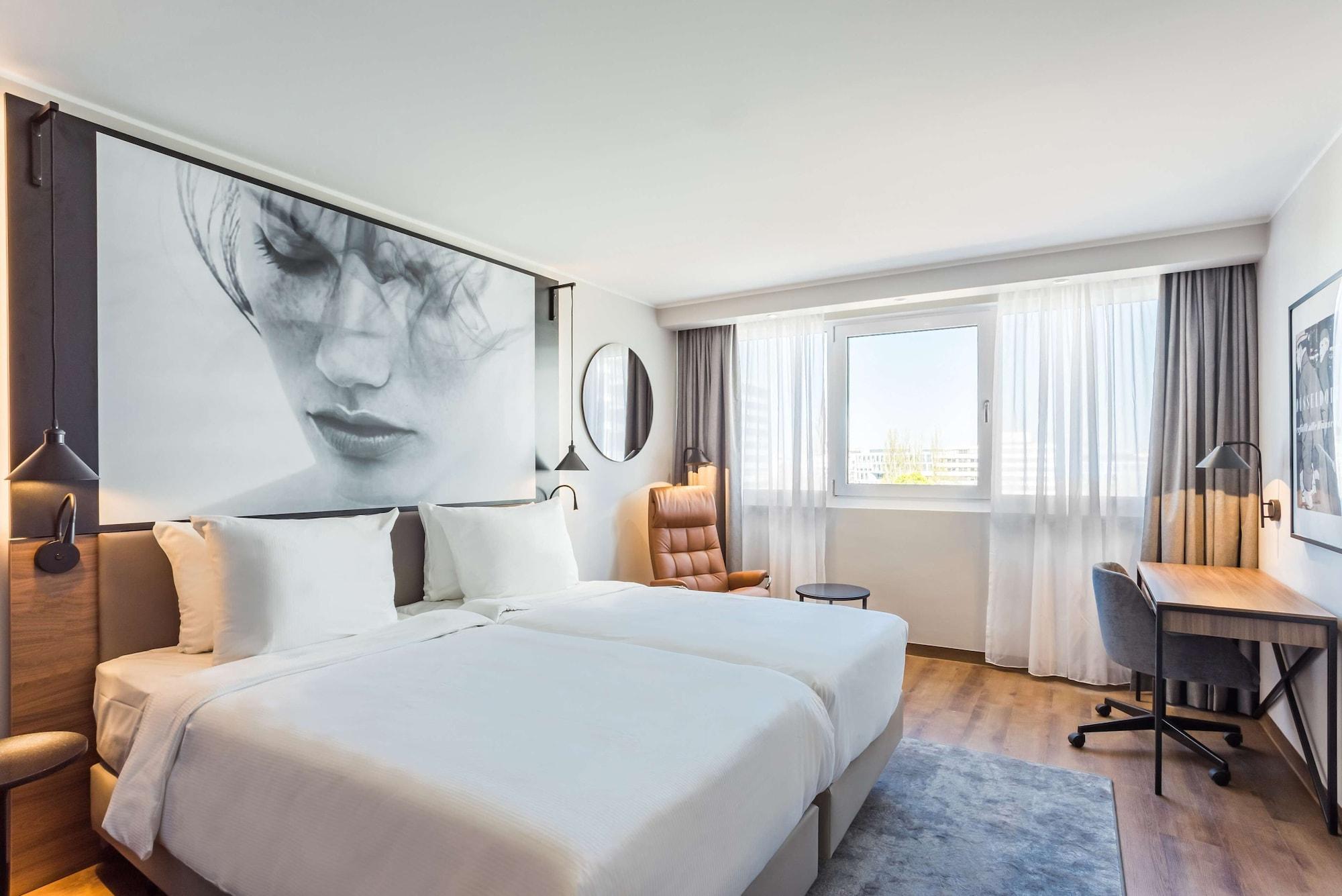 Radisson Blu Conference Hotel, Dusseldorf