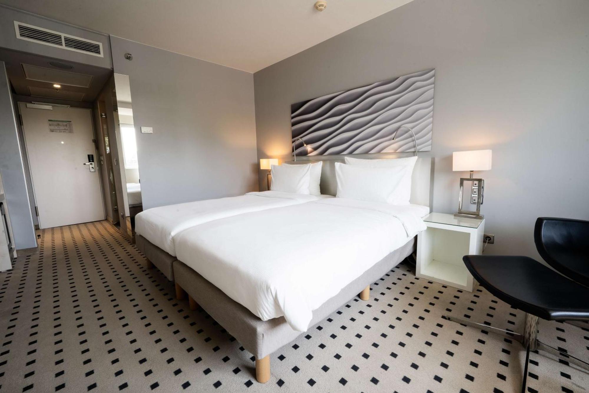 Radisson Blu Conference Hotel, 4* Dusseldorf
